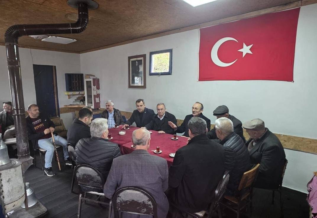 Çay, tadını samimi muhabbetten alınca başka oluyor! Her daim huzur, her daim sevgi ve saygı ile çalışmaya devam! - Zeliha Mahallesi