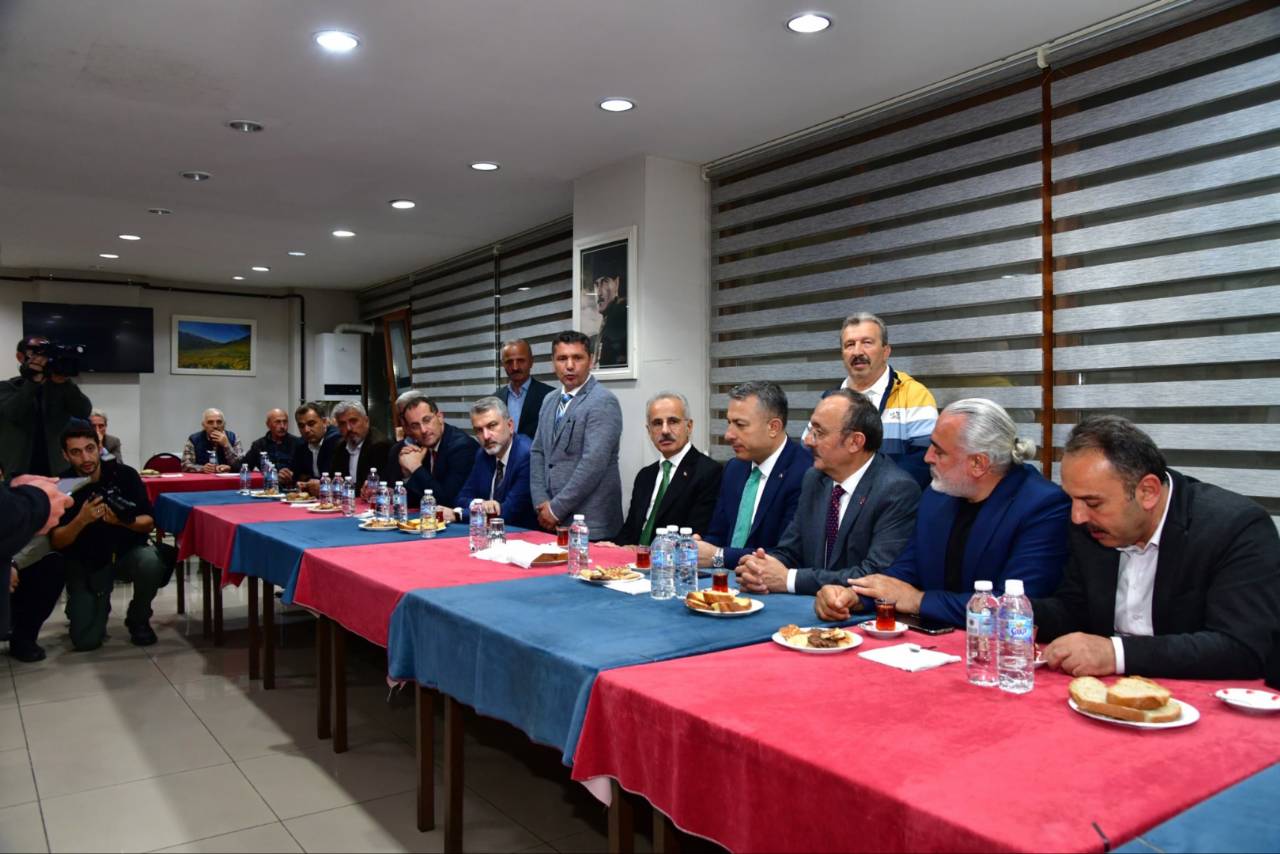 Çayırbağ Kültür ve Dayanışma Derneği'nde hemşehrilerimizle bir araya geldik.