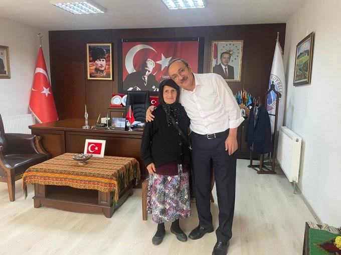 Meryem teyzemiz ziyaretimize gelmiş.