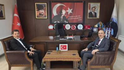 İlçemize atanan Kaymakamımız Muhammed İbrahim Ağlamaz misafirim oldu.Sayın Kaymakamımız güzel ilçemize hoş geldiniz.