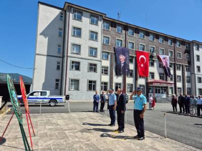 Büyük Taarruz'un 103. yıl dönümünde Gazi Mustafa Kemal Atatürk başta olmak üzere bütün kahramanlarımızı saygı ve minnetle yâd ediyorum. #30Agustos