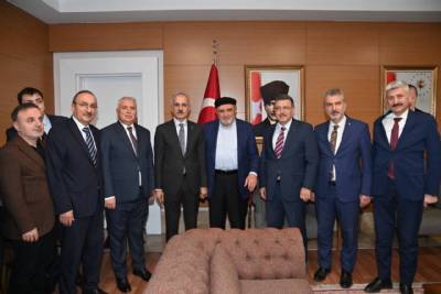 Bir dizi program gerçekleştirmek üzere şehrimizi teşrif eden şehrimizin evladı Ulaştırma ve Altyapı Bakanımız Sn.Abdulkadir URALOĞLU nu karşıladık.