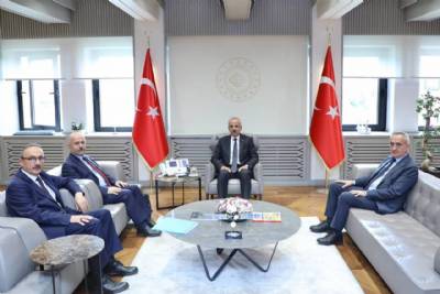 Projelerimize destekleri ve nazik kabulleri için Sn. Bakanımıza müteşekkiriz…