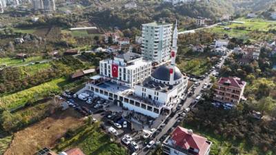 Abdülhamid Han Külliyesi Yusuf Taşkın Camii Kur'an Kursu açılışını gerçekleştirdik. Emeği geçen herkesten Allah razı olsun.