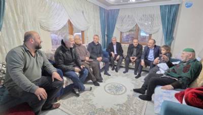 Bugün Aykut Mahallemizde Osman, Ali ve Mustafa amcamız ile Medine ablamızı ziyaret ederek kendilerine şifa dileklerimizi ilettik.