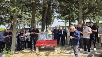 Merhum ağabeyim Muhammet Çelenk'in vefatı sebebiyle cenazemizde acımızı paylaşan bütün kardeşlerimize çok teşekkür ediyorum. 