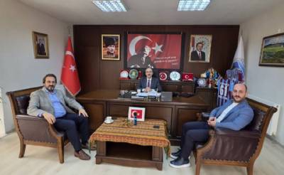 Kıymetli kardeşlerime nazik ziyaretleri için teşekkür ediyorum.